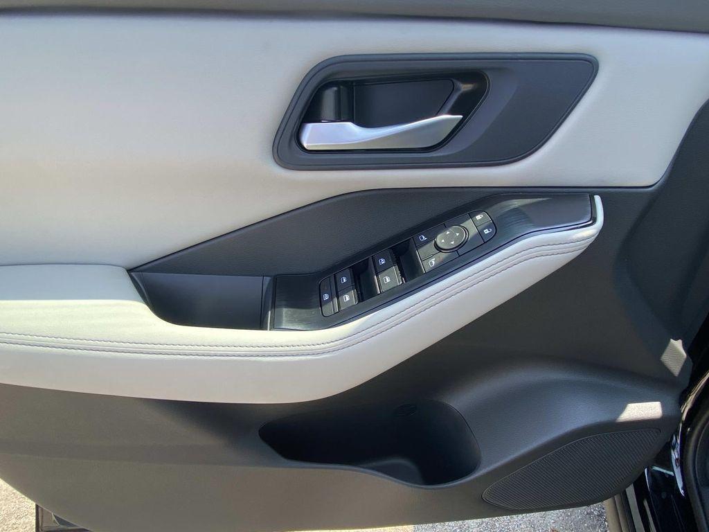new 2025 Nissan Rogue car, priced at $31,985
