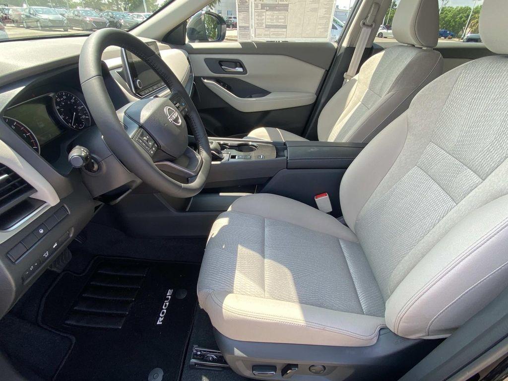 new 2025 Nissan Rogue car, priced at $31,985