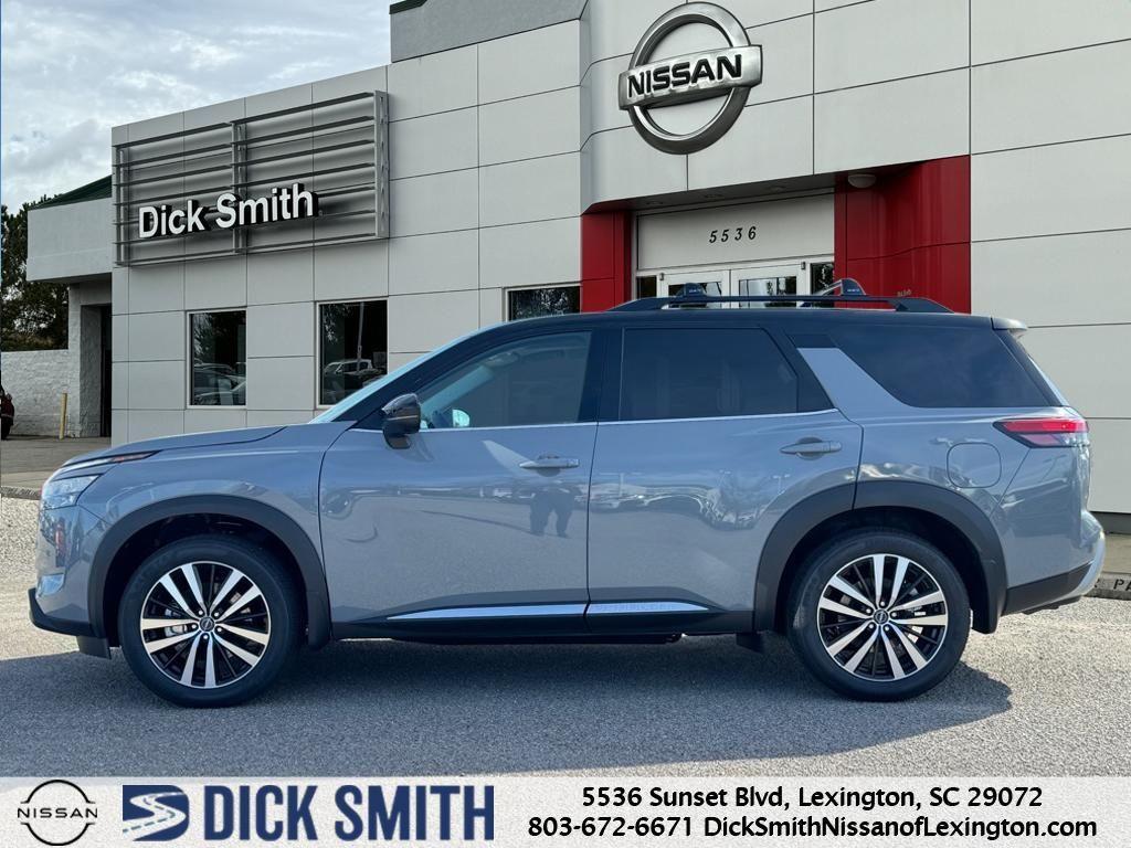new 2025 Nissan Pathfinder car, priced at $50,156