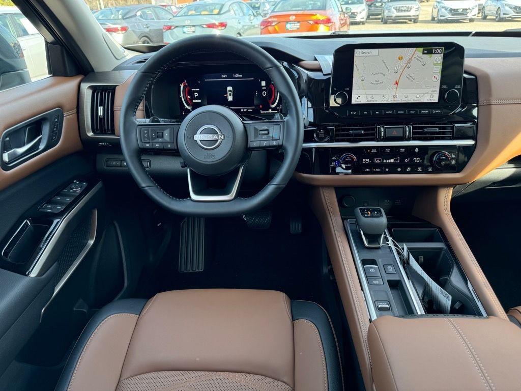 new 2025 Nissan Pathfinder car, priced at $50,156