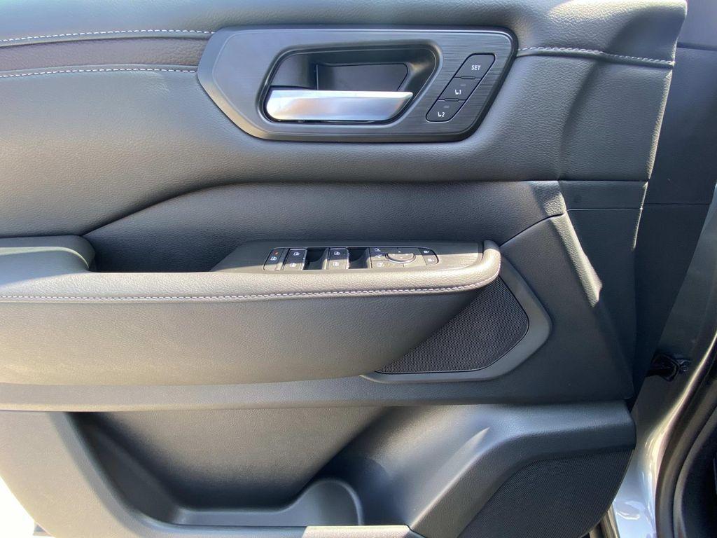 new 2025 Nissan Armada car, priced at $70,240
