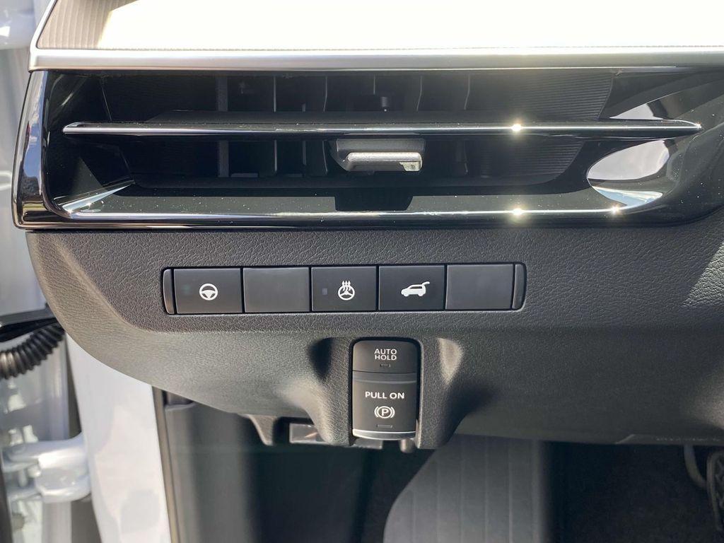 new 2025 Nissan Murano car, priced at $51,640