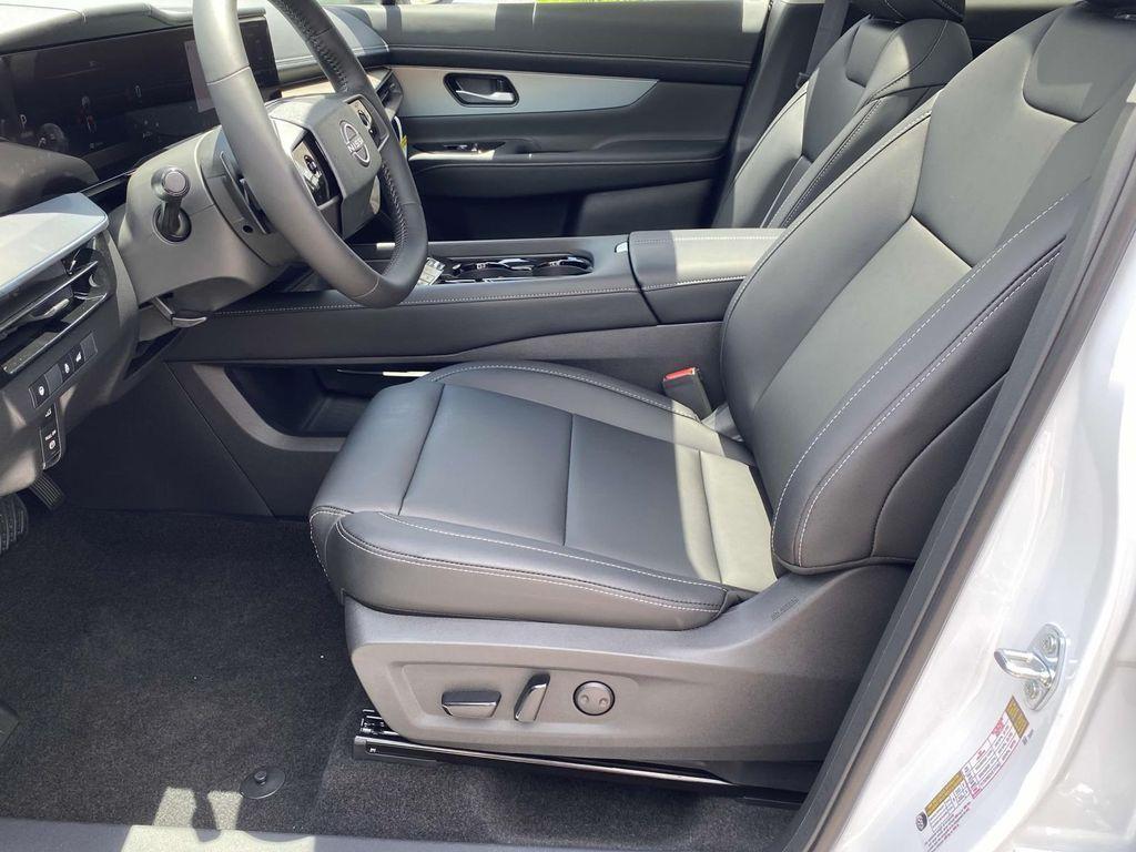 new 2025 Nissan Murano car, priced at $51,640