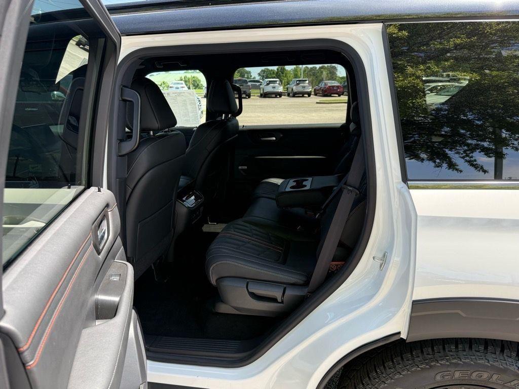 new 2025 Nissan Armada car, priced at $78,225