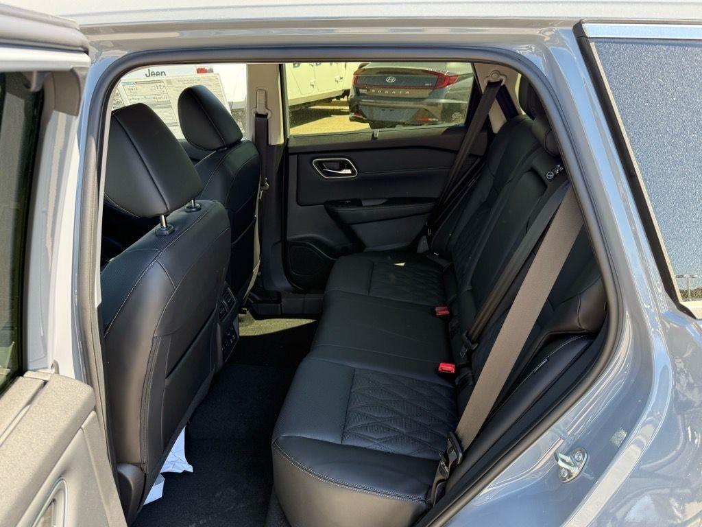 new 2025 Nissan Rogue car, priced at $43,850