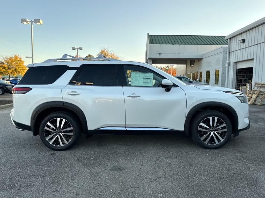 new 2025 Nissan Pathfinder car, priced at $51,800