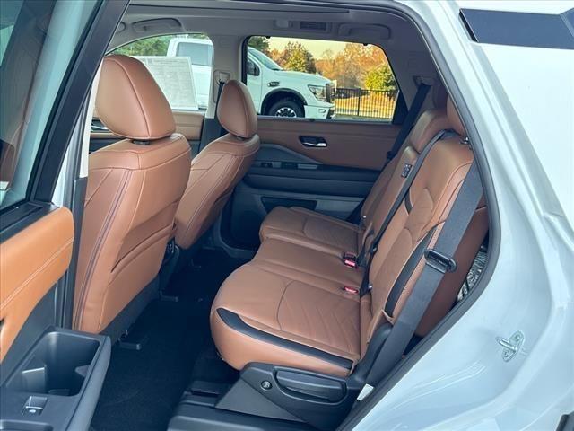 new 2025 Nissan Pathfinder car, priced at $53,830