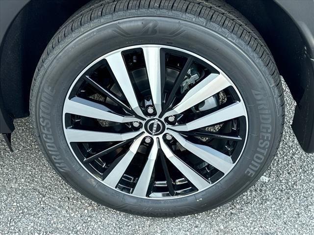 new 2025 Nissan Pathfinder car, priced at $53,830