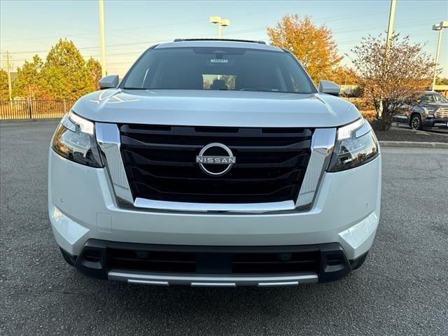 new 2025 Nissan Pathfinder car, priced at $53,830