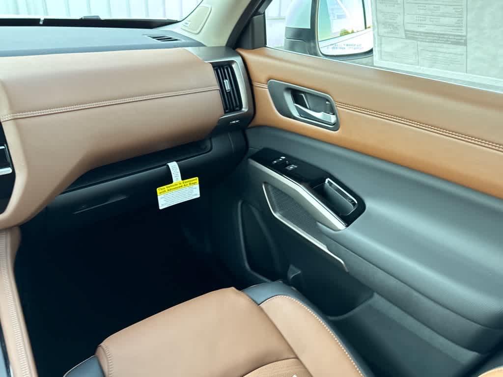 new 2025 Nissan Pathfinder car, priced at $51,800