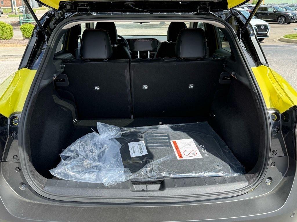 new 2025 Nissan Kicks car, priced at $27,575