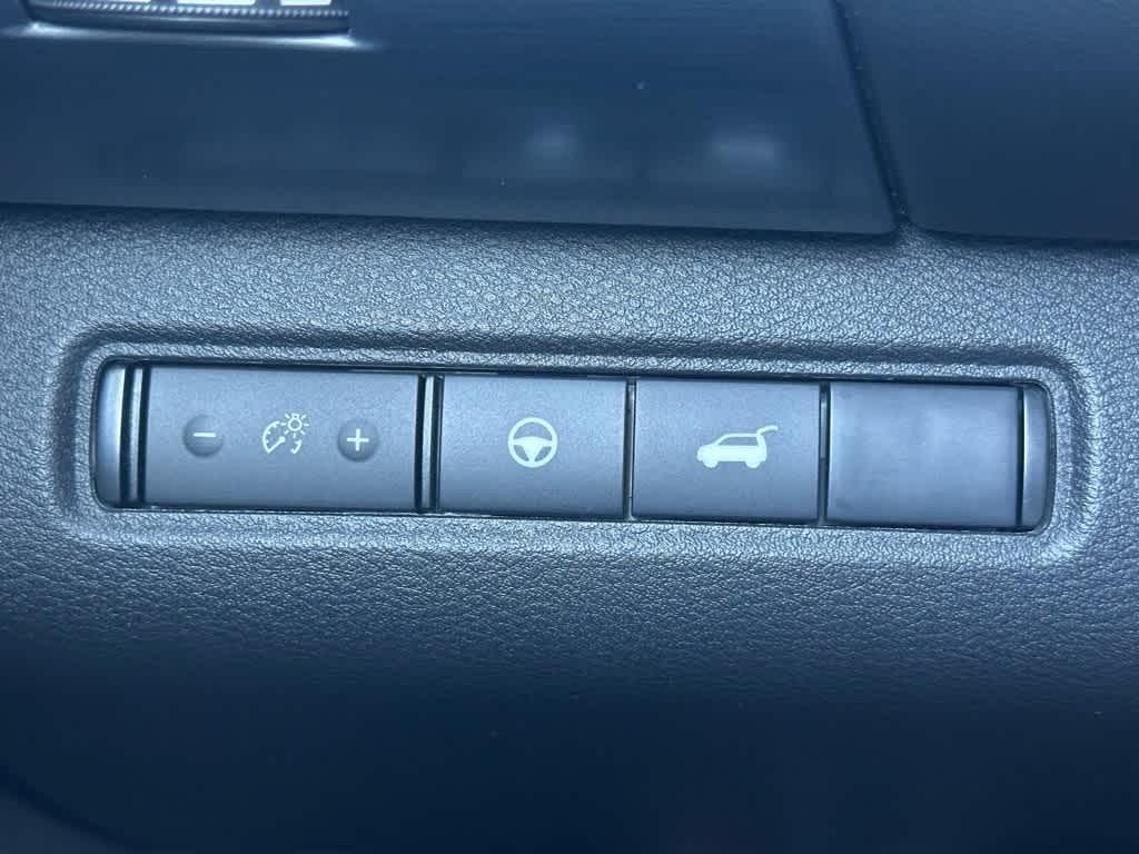 new 2025 Nissan Pathfinder car, priced at $45,760