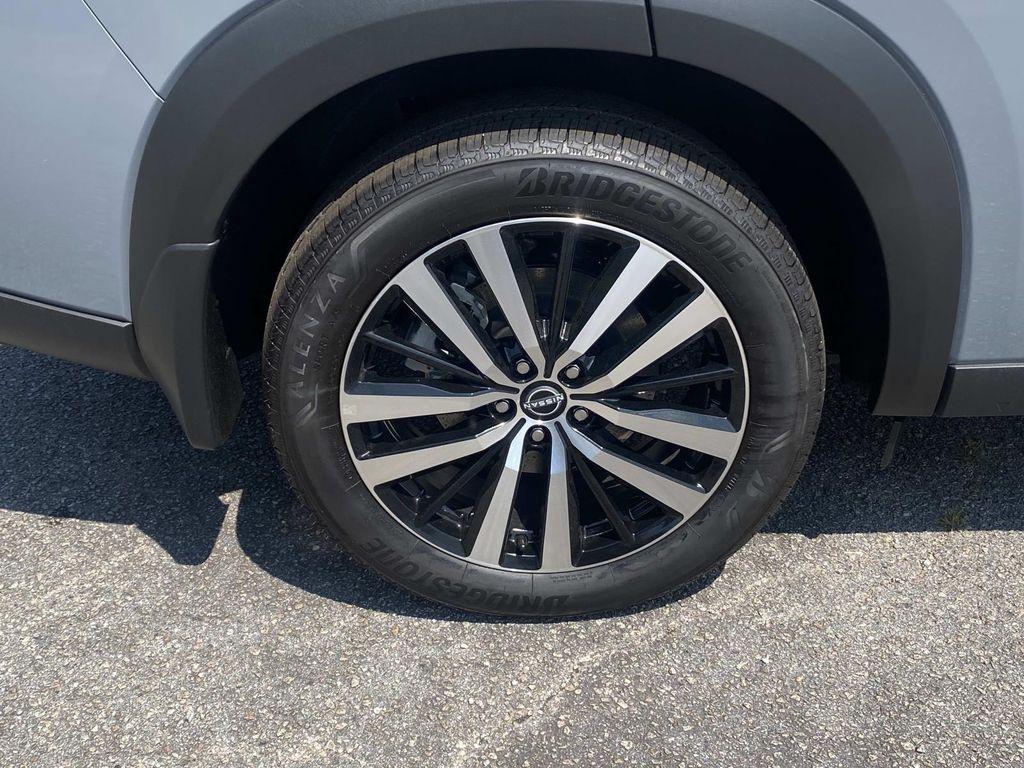 new 2025 Nissan Pathfinder car, priced at $53,936