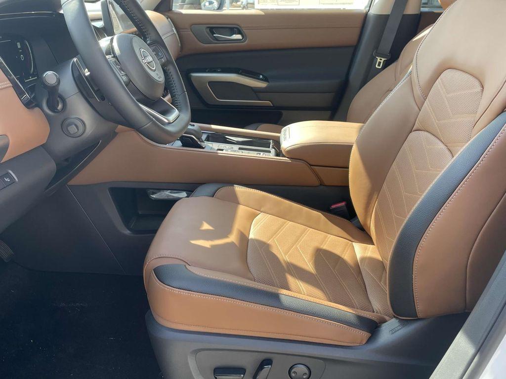 new 2025 Nissan Pathfinder car, priced at $52,850