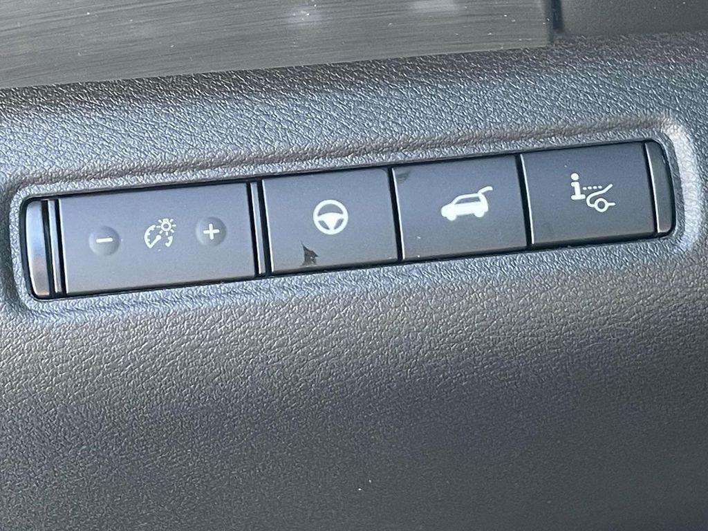 new 2025 Nissan Pathfinder car, priced at $51,876