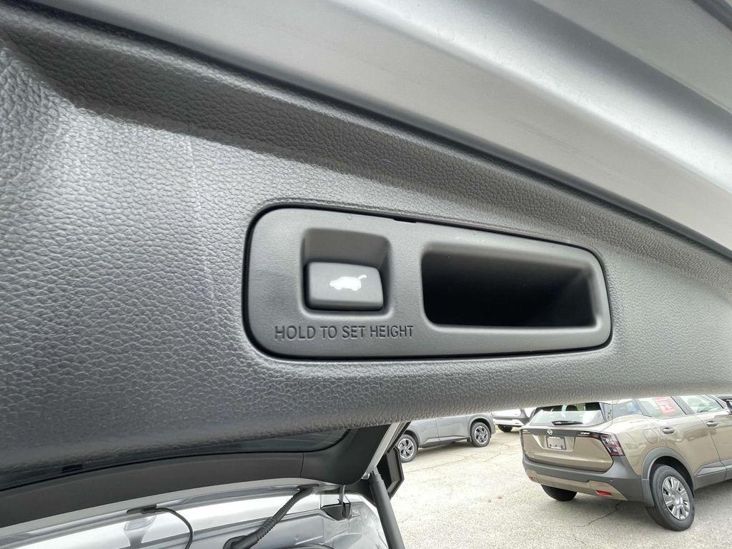 used 2024 Honda CR-V Hybrid car, priced at $31,980