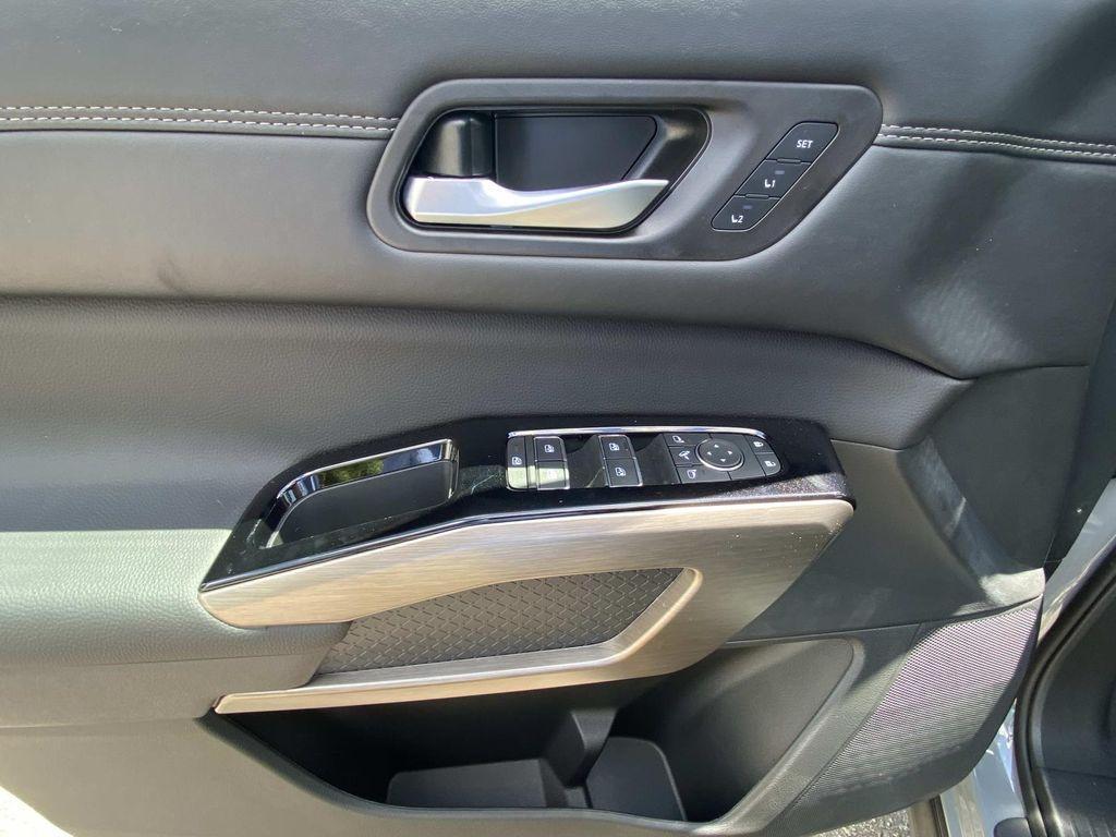 new 2025 Nissan Pathfinder car, priced at $54,198