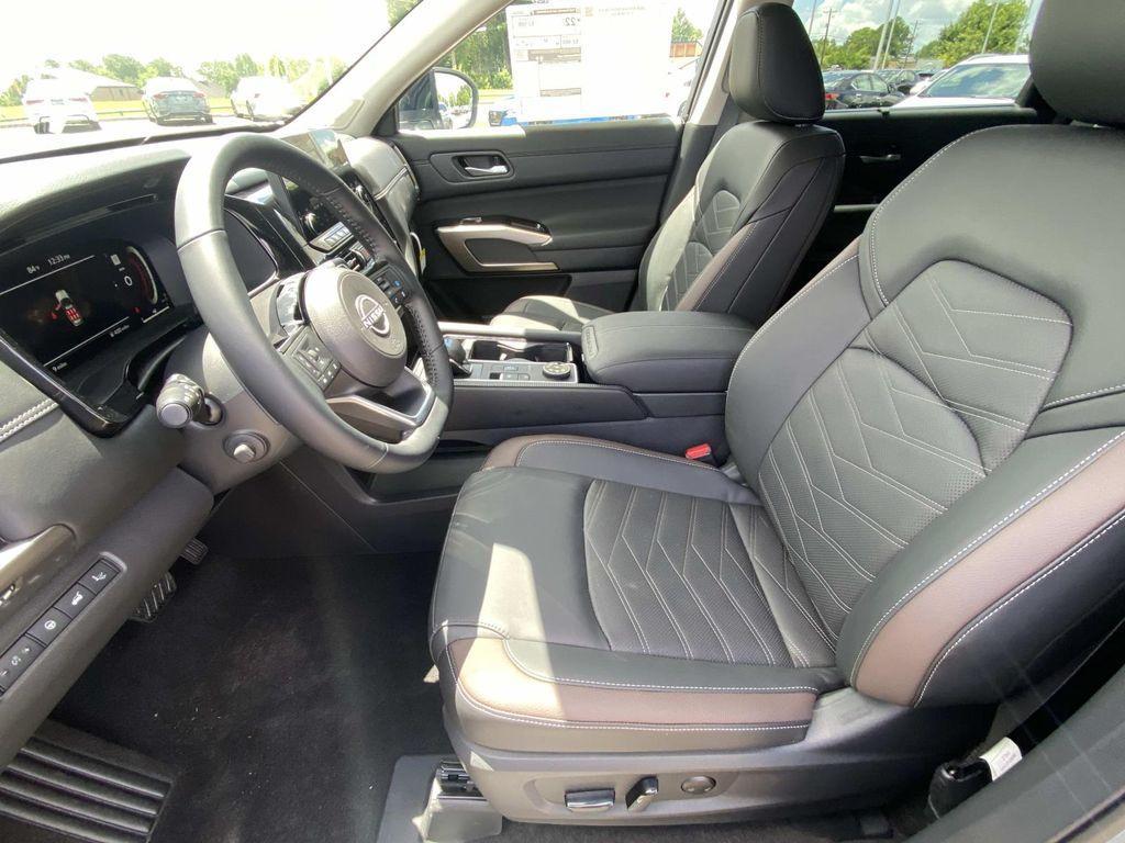 new 2025 Nissan Pathfinder car, priced at $54,198