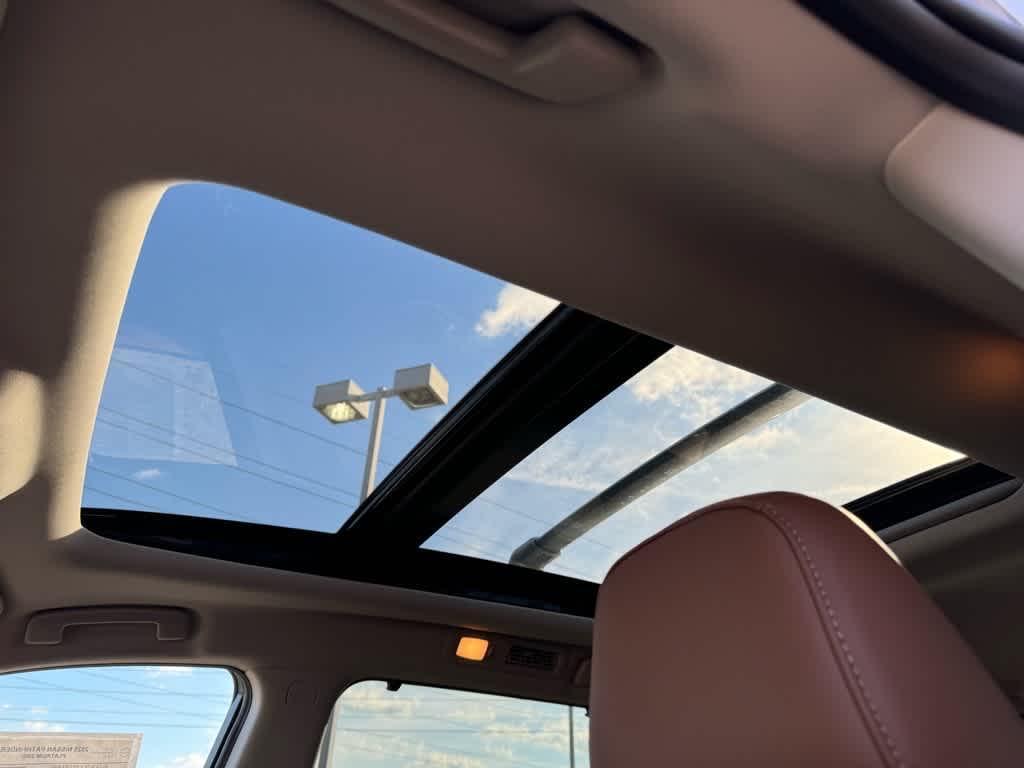 new 2025 Nissan Pathfinder car, priced at $50,654