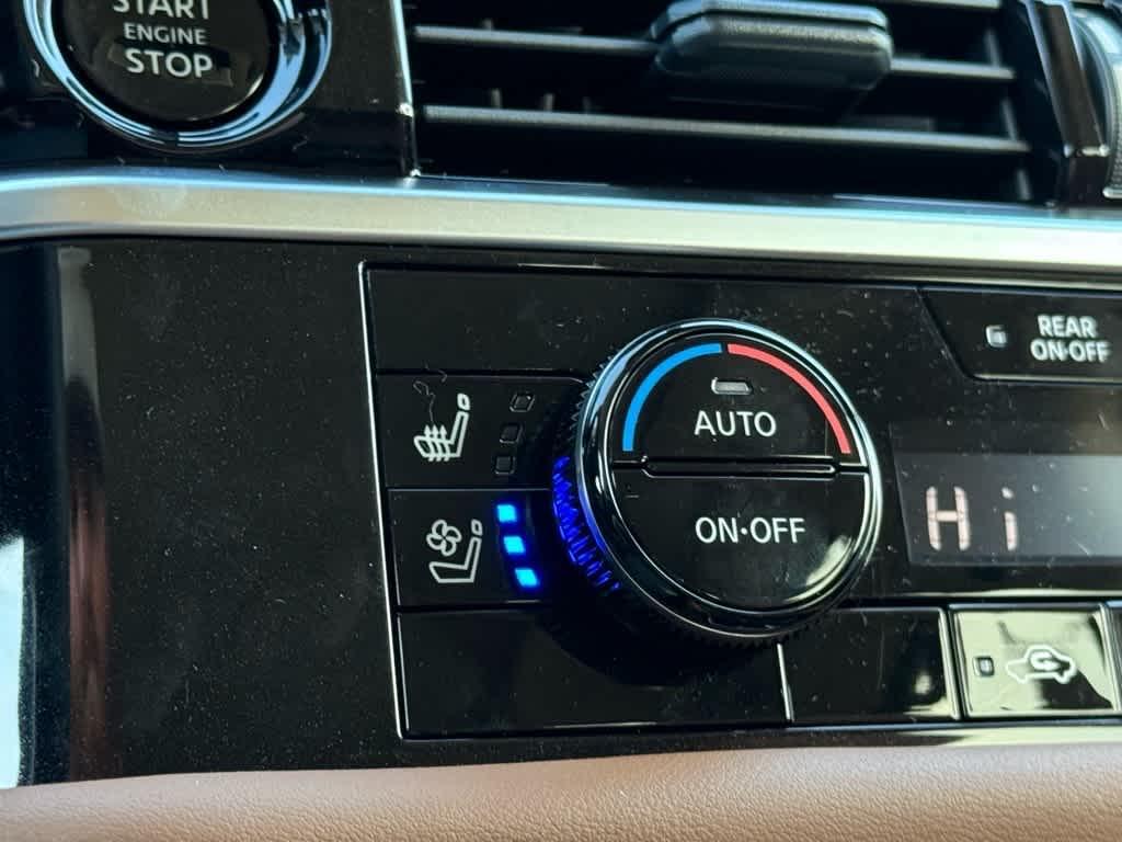 new 2025 Nissan Pathfinder car, priced at $50,654