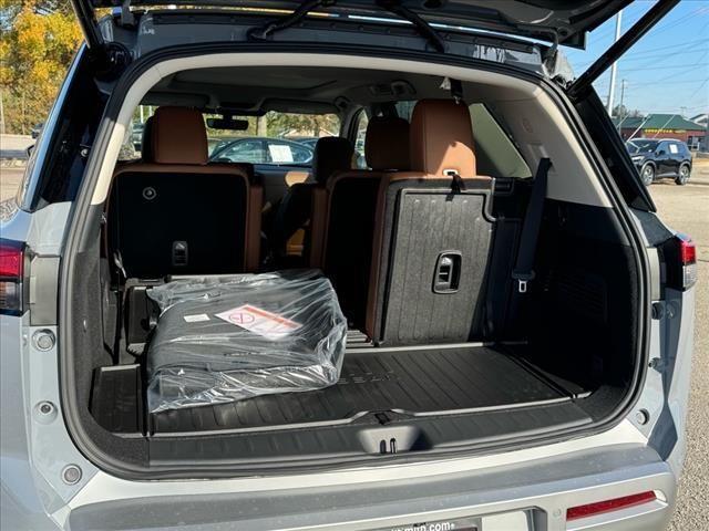 new 2025 Nissan Pathfinder car, priced at $50,654