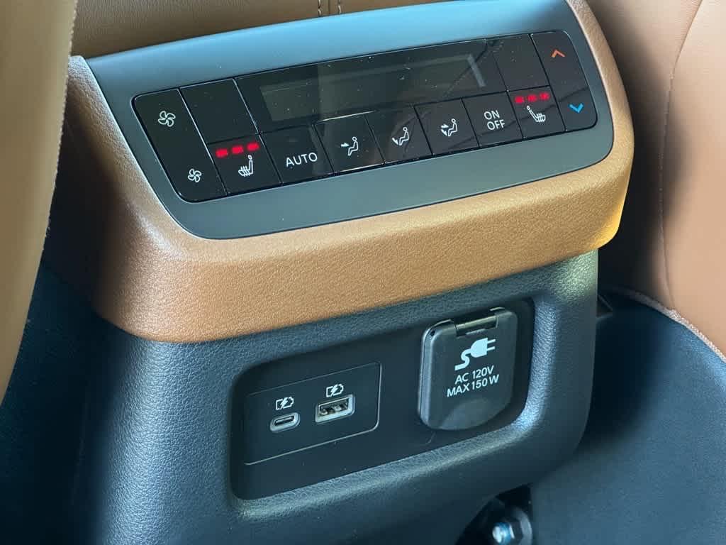 new 2025 Nissan Pathfinder car, priced at $50,654