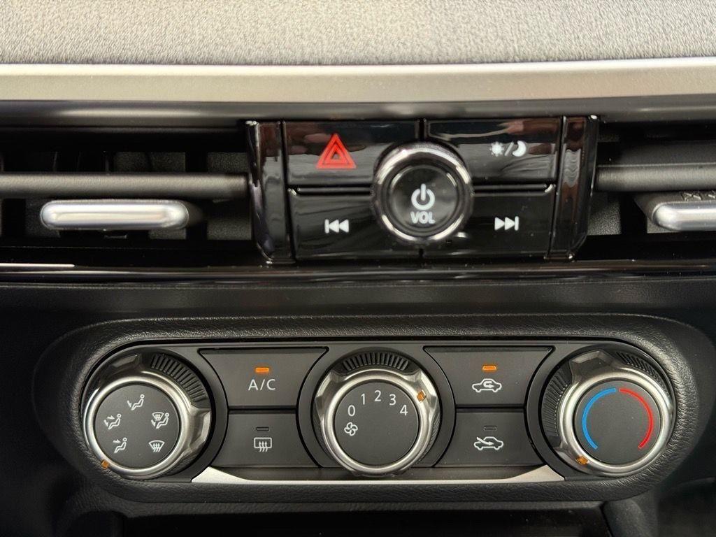 new 2025 Nissan Kicks car, priced at $24,760