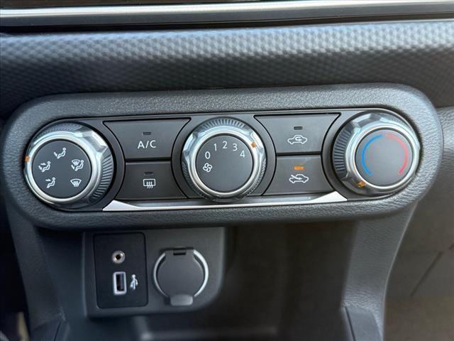 new 2025 Nissan Kicks Play car, priced at $22,910