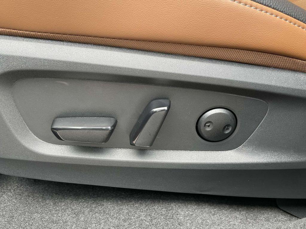 new 2025 Nissan Pathfinder car, priced at $51,935