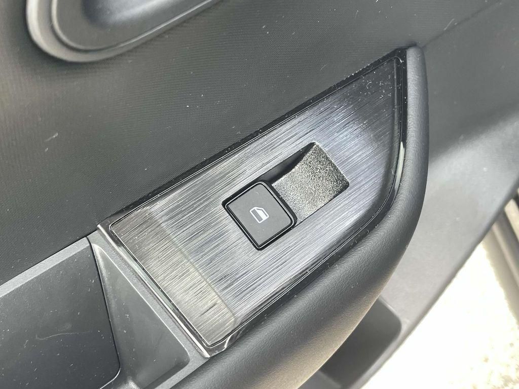 new 2025 Nissan Rogue car