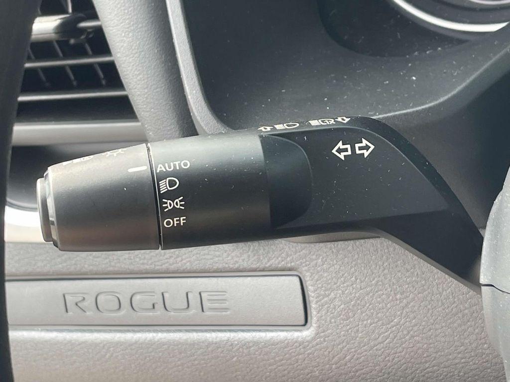 new 2025 Nissan Rogue car