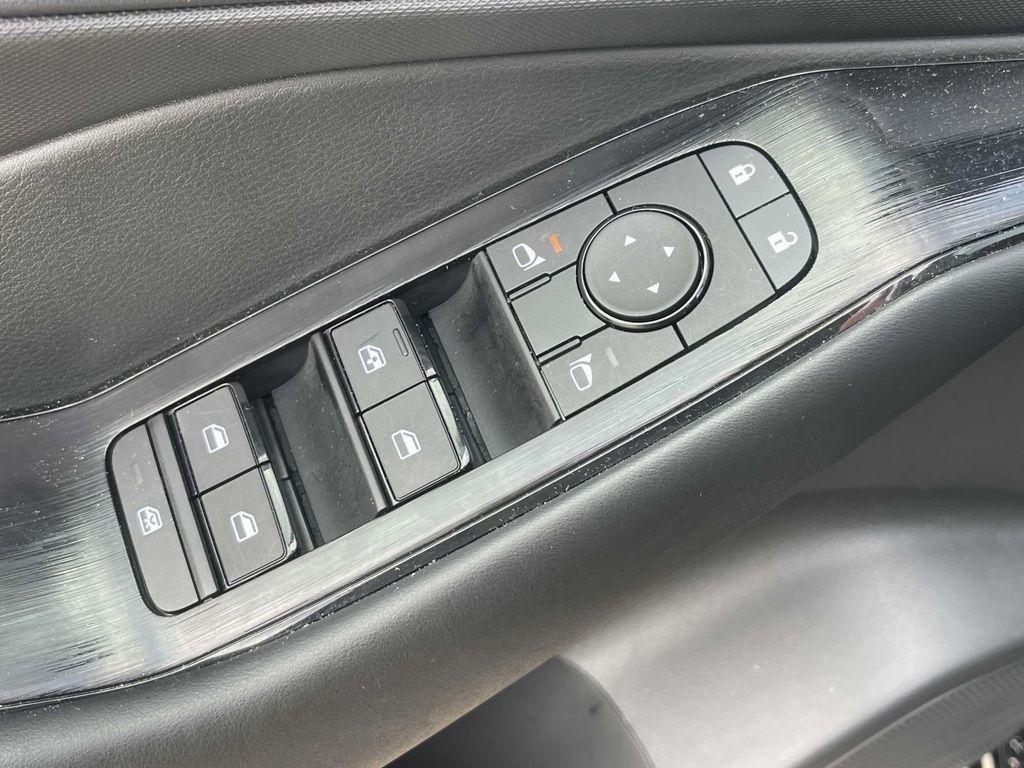 new 2025 Nissan Rogue car
