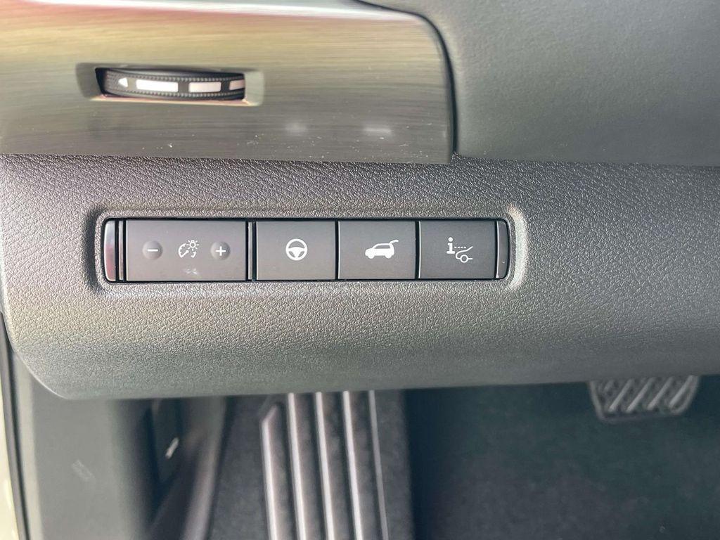 new 2025 Nissan Pathfinder car, priced at $50,985