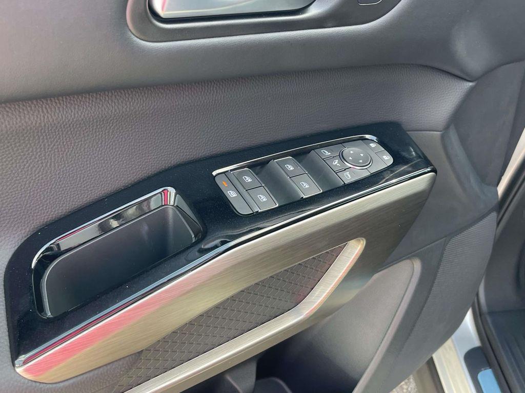 new 2025 Nissan Pathfinder car, priced at $50,985