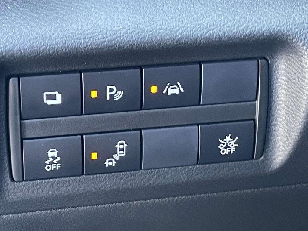 used 2025 Nissan Kicks Play car, priced at $21,891