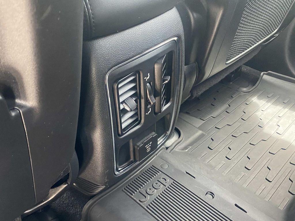 used 2021 Jeep Grand Cherokee car