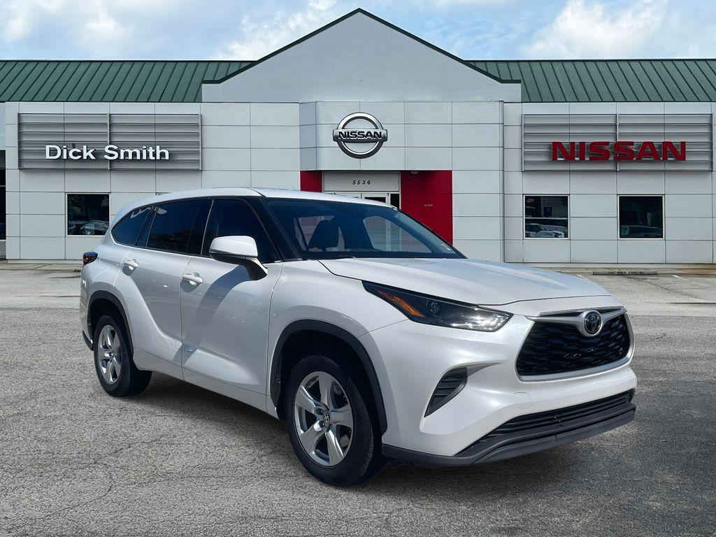 used 2022 Toyota Highlander car, priced at $19,980