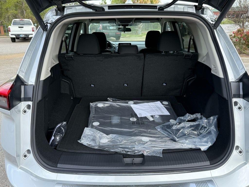 new 2025 Nissan Rogue car, priced at $32,075