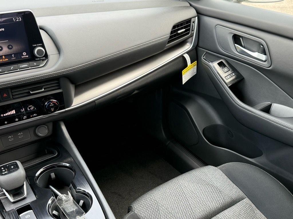 new 2025 Nissan Rogue car, priced at $32,075