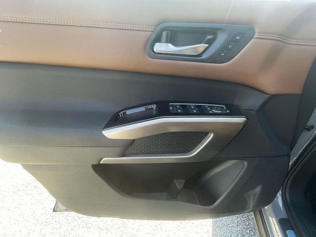 new 2025 Nissan Pathfinder car, priced at $53,410
