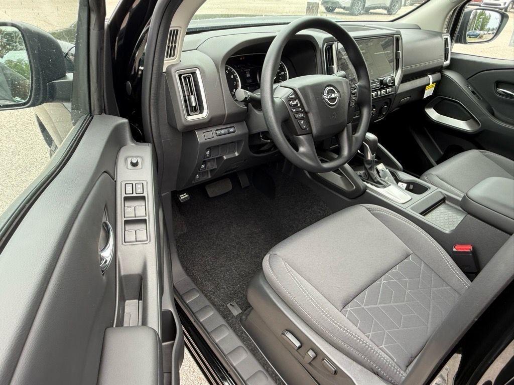 new 2025 Nissan Frontier car, priced at $37,780