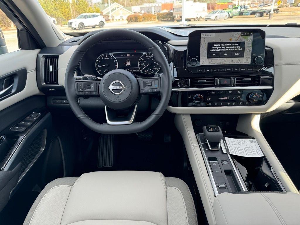 new 2025 Nissan Pathfinder car, priced at $45,369