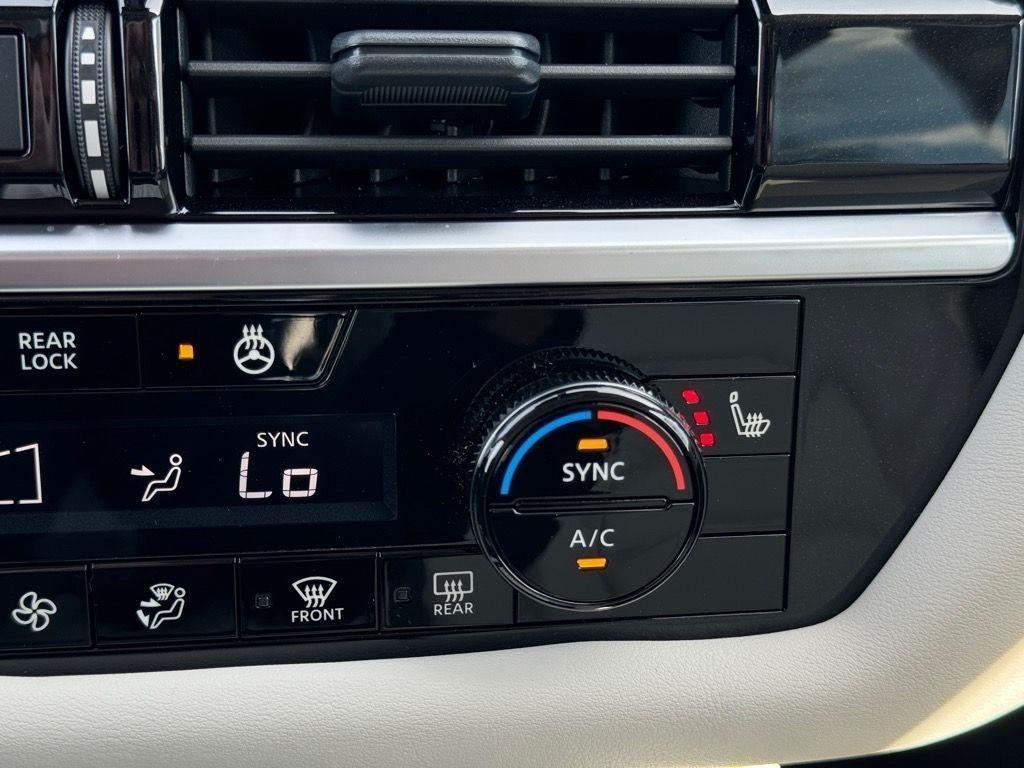 new 2025 Nissan Pathfinder car, priced at $47,750