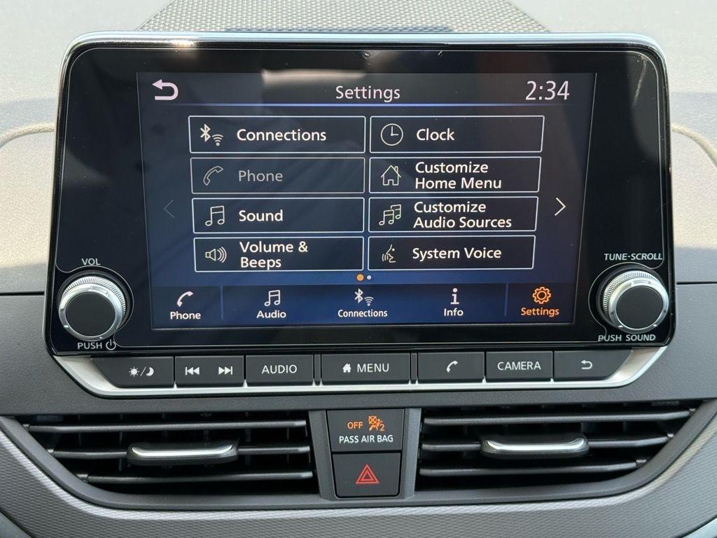 new 2025 Nissan Altima car, priced at $31,270