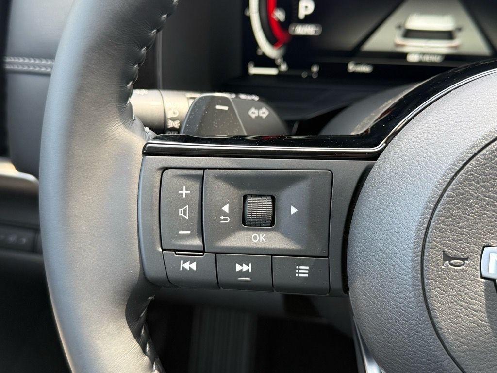 new 2025 Nissan Pathfinder car, priced at $53,939