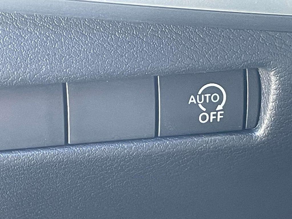 new 2026 Nissan Kicks car, priced at $26,195