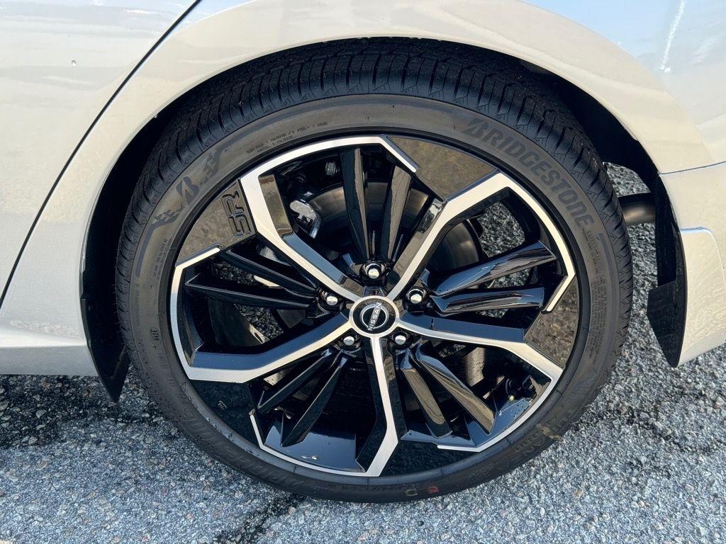 new 2025 Nissan Altima car, priced at $31,205