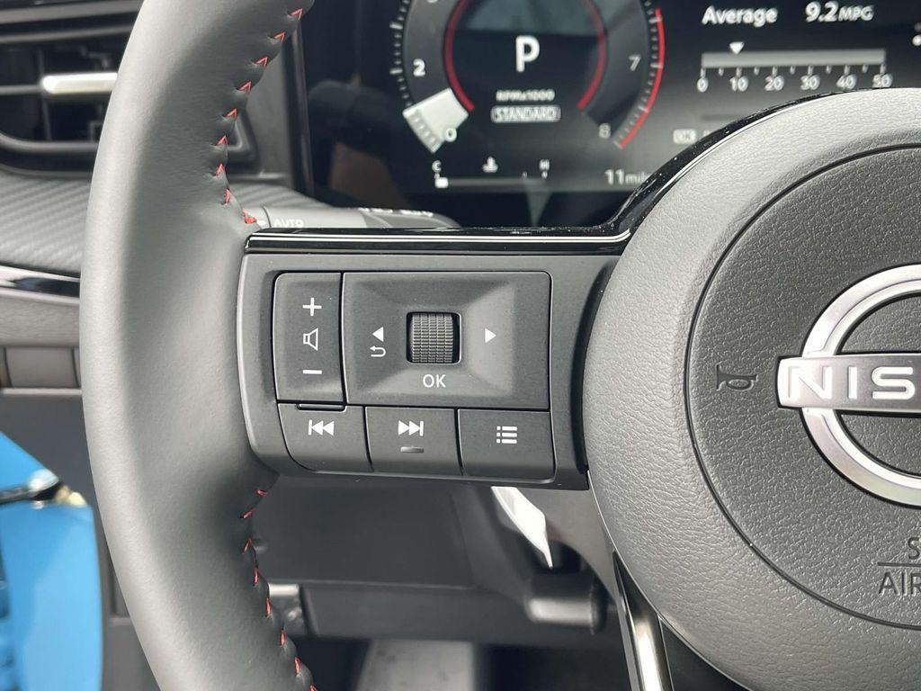 new 2025 Nissan Kicks car, priced at $29,010