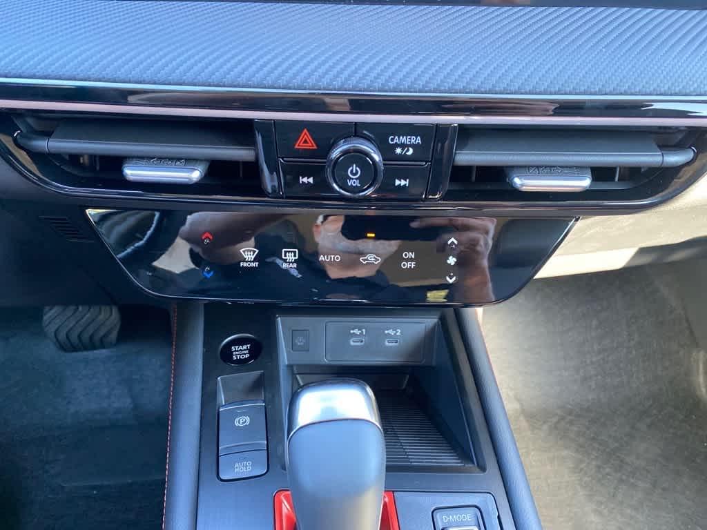 new 2025 Nissan Kicks car, priced at $29,360