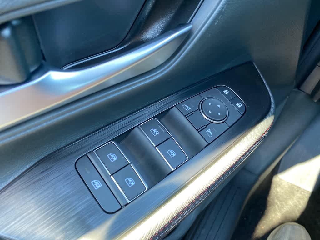 new 2025 Nissan Kicks car, priced at $29,360